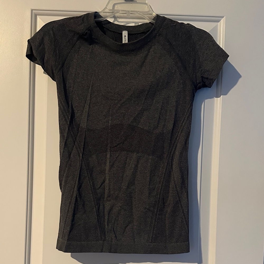 Athleta Dark Gray Short Sleeve Tee